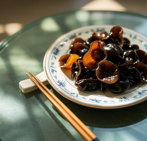 木耳久泡真的會(huì)產(chǎn)生劇毒嗎？食品安全檢測(cè)儀的原理與應(yīng)用